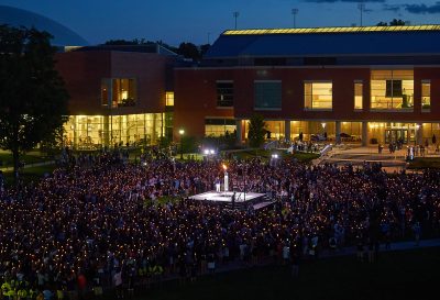 A view of the University convocation ceremony held on the Student Union Mall on Aug. 28, 2015. (Peter Morenus/UConn Photo)